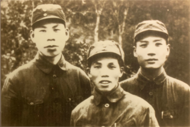 文演教育黨史學(xué)習(xí)專題丨一張黨證，見證新四軍指戰(zhàn)員對(duì)